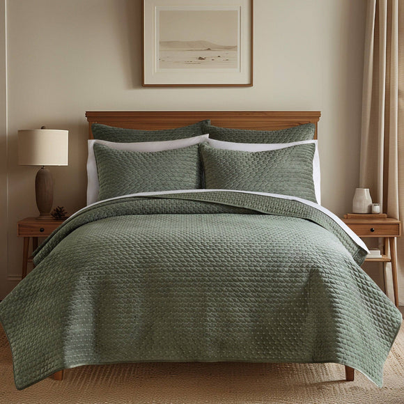 Velvet Stitch Quilt Set in Forrest