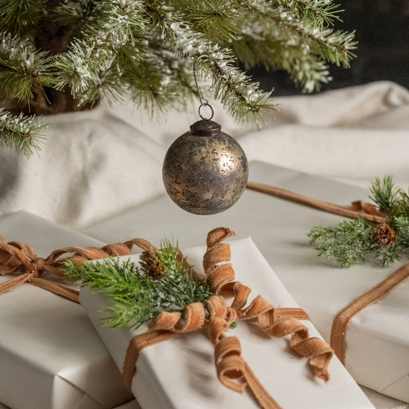 SILVER CRACKLE KUGEL ORNAMENT