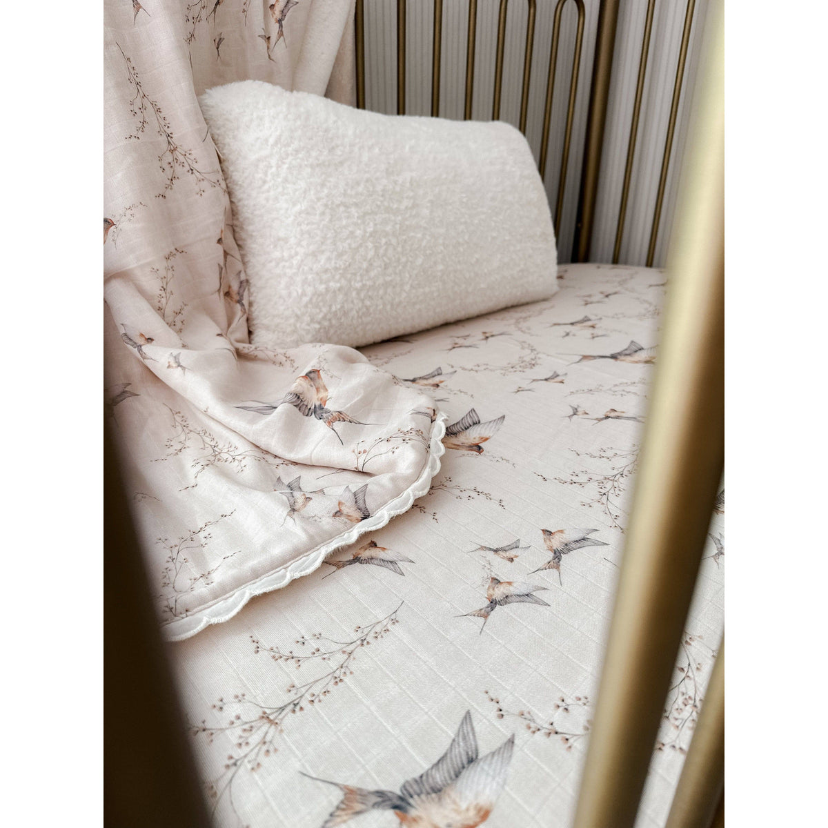 Nightingale Fitted Crib Sheet – Texture + Tuft