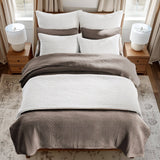 Velvet Stitch Quilt Set in Forrest